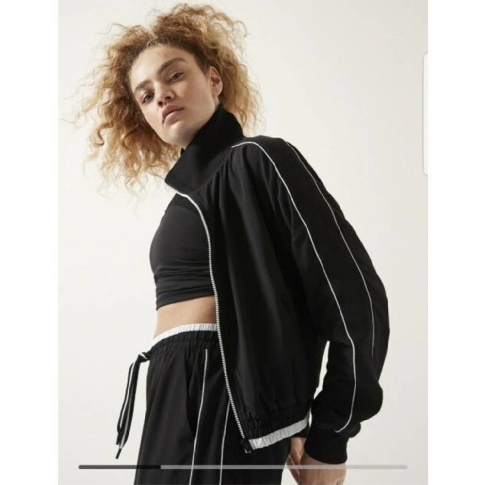 ATHLETA BROOKLYN TRACK BOMBER Black White Water Repellent UPF Sz M